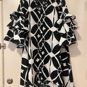 Black and White Geometric Ruffle Sleeve Dress